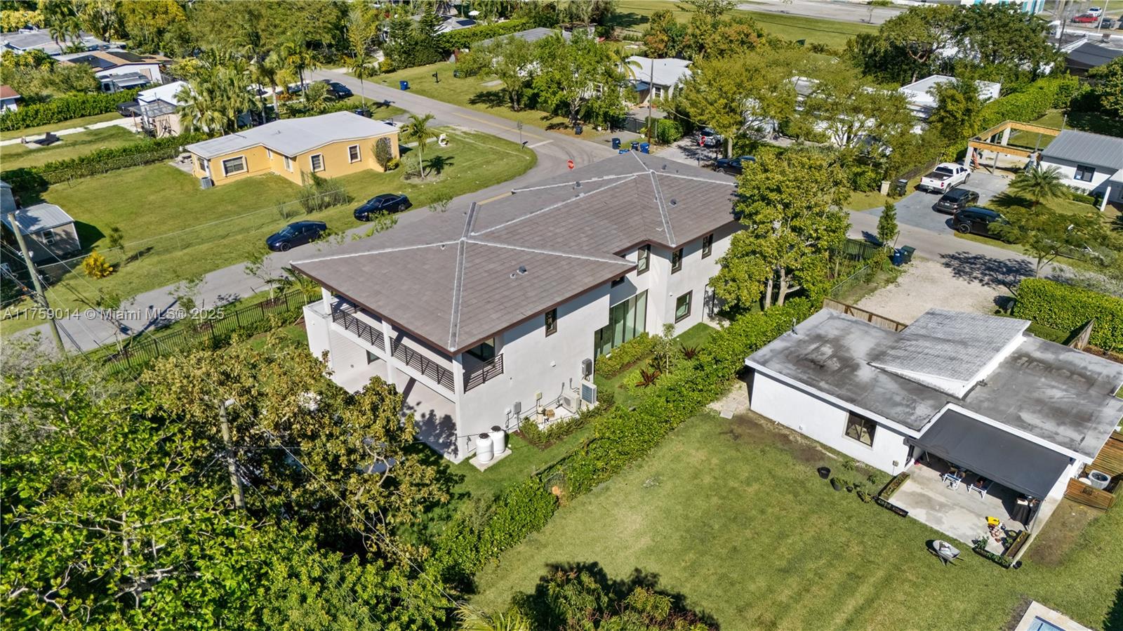 COCOPLUM TERR ADDN - Residential