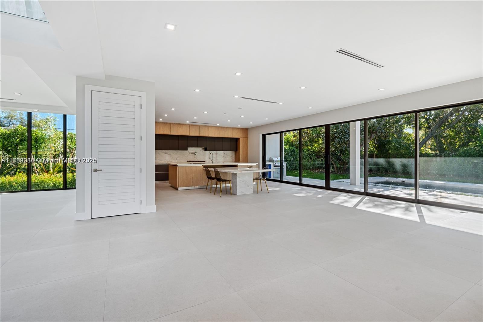 COCOPLUM TERR ADDN - Residential