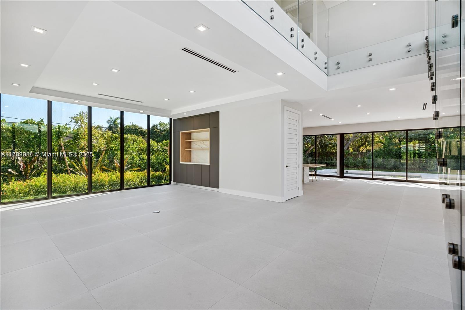 COCOPLUM TERR ADDN - Residential