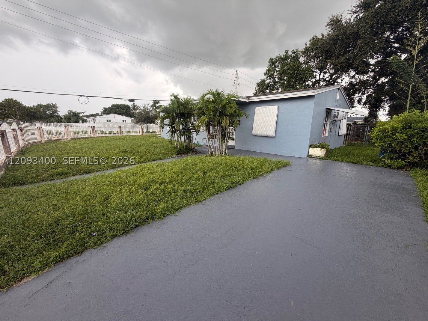 16000 NW 17th Ct