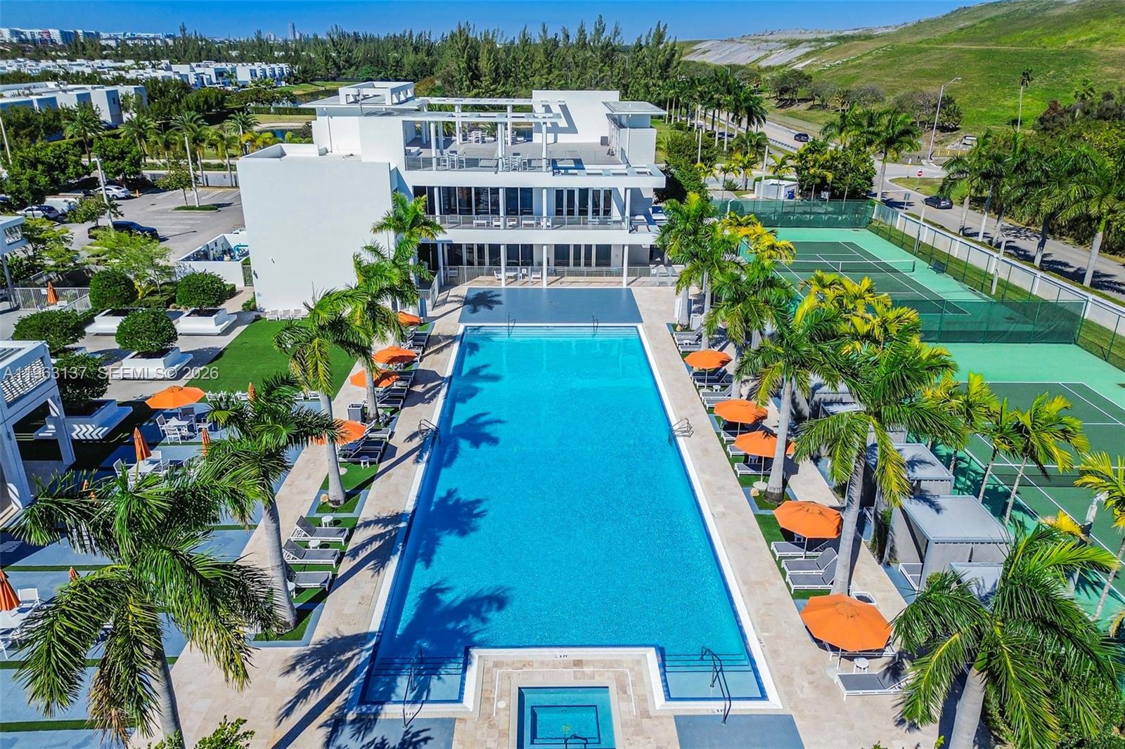 LANDMARK AT DORAL CENTRAL - Residential