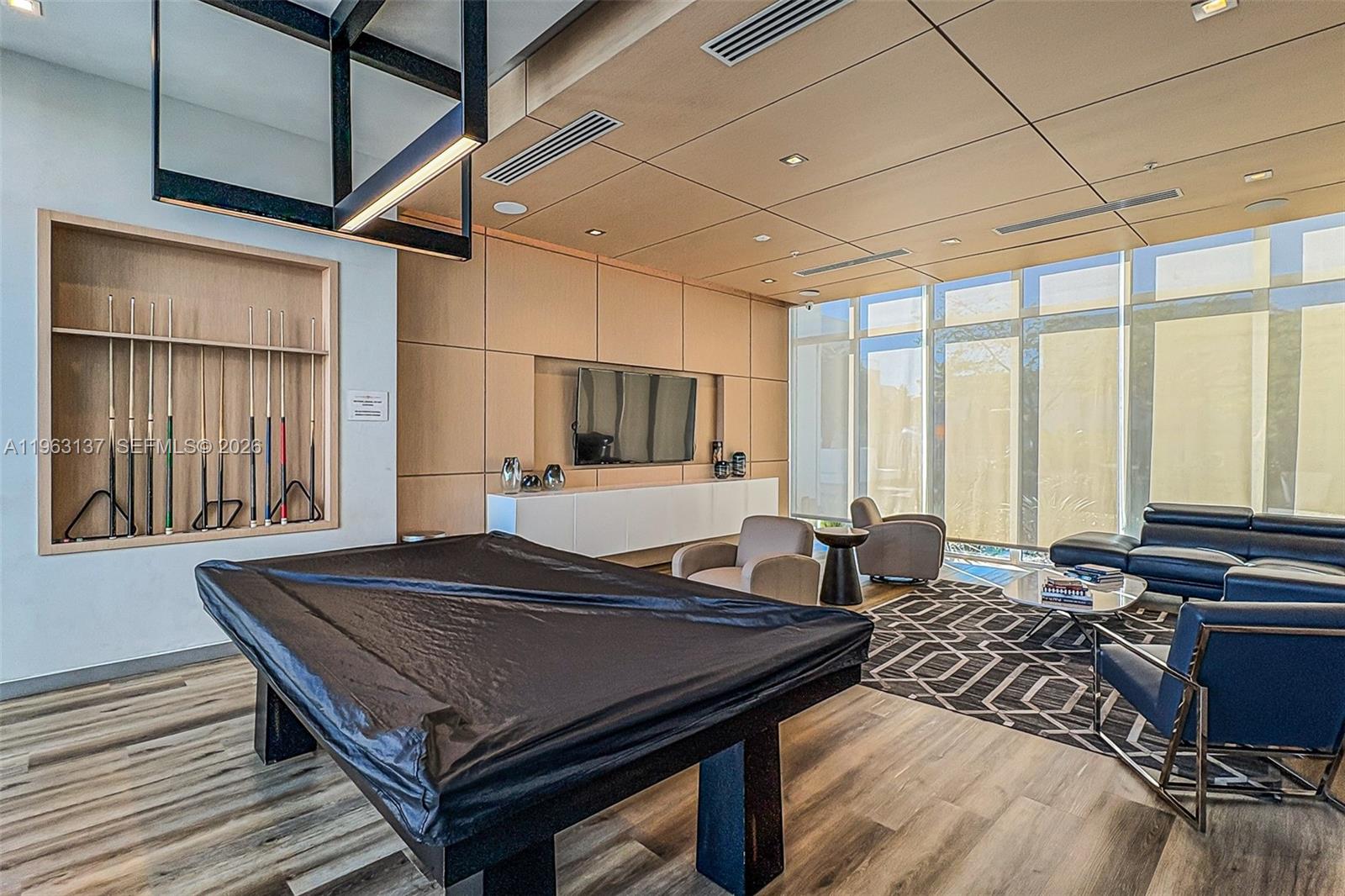 LANDMARK AT DORAL CENTRAL - Residential