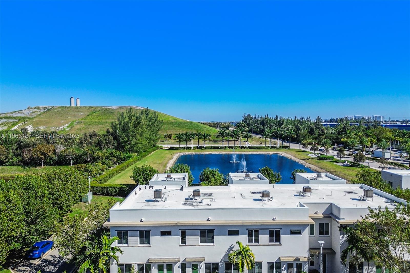 LANDMARK AT DORAL CENTRAL - Residential