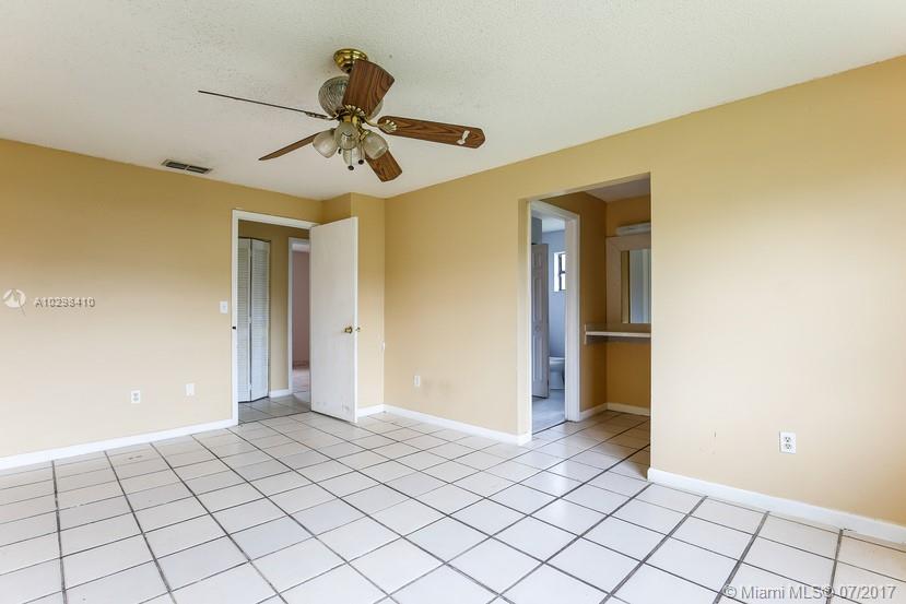 MEADOW WOOD MANOR SEC 10 - Residential