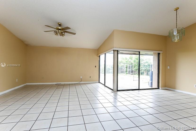 MEADOW WOOD MANOR SEC 10 - Residential