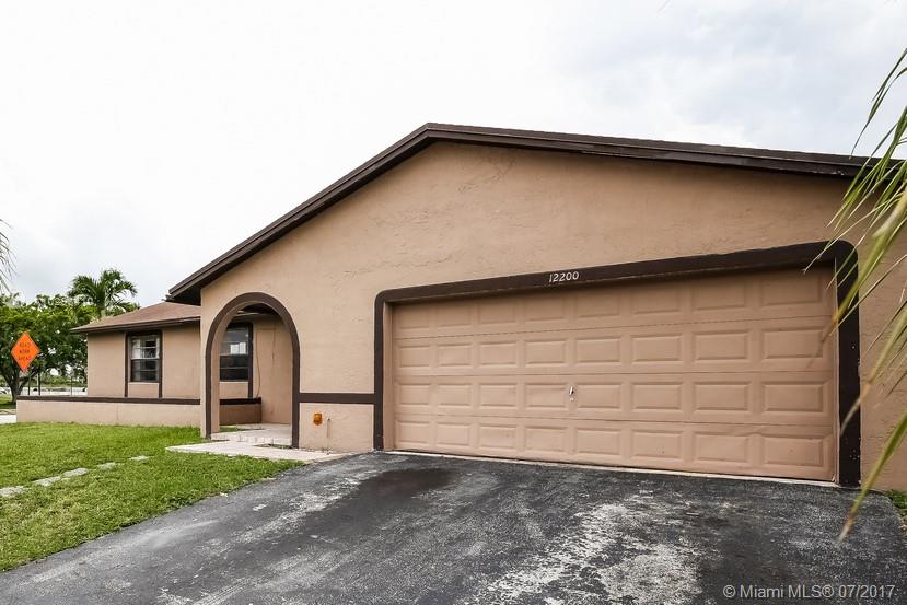 MEADOW WOOD MANOR SEC 10 - Residential