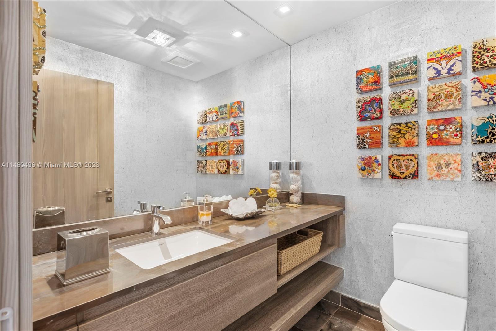 OCEANA KEY BISCAYNE CONDO - Residential