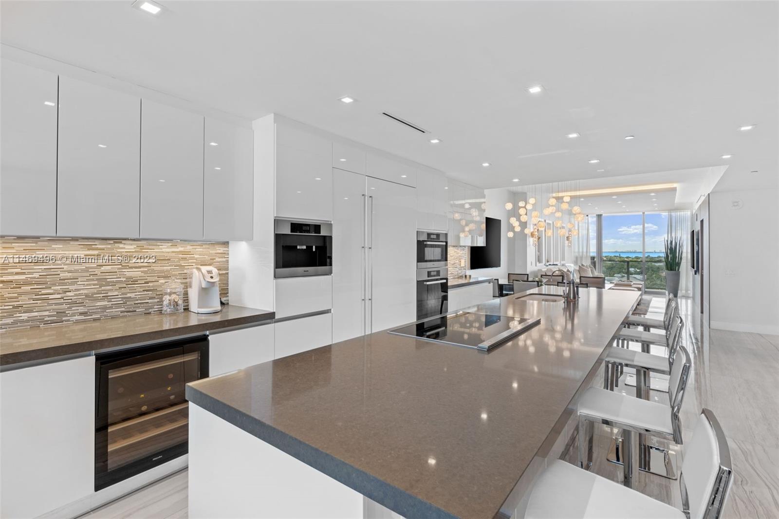 OCEANA KEY BISCAYNE CONDO - Residential