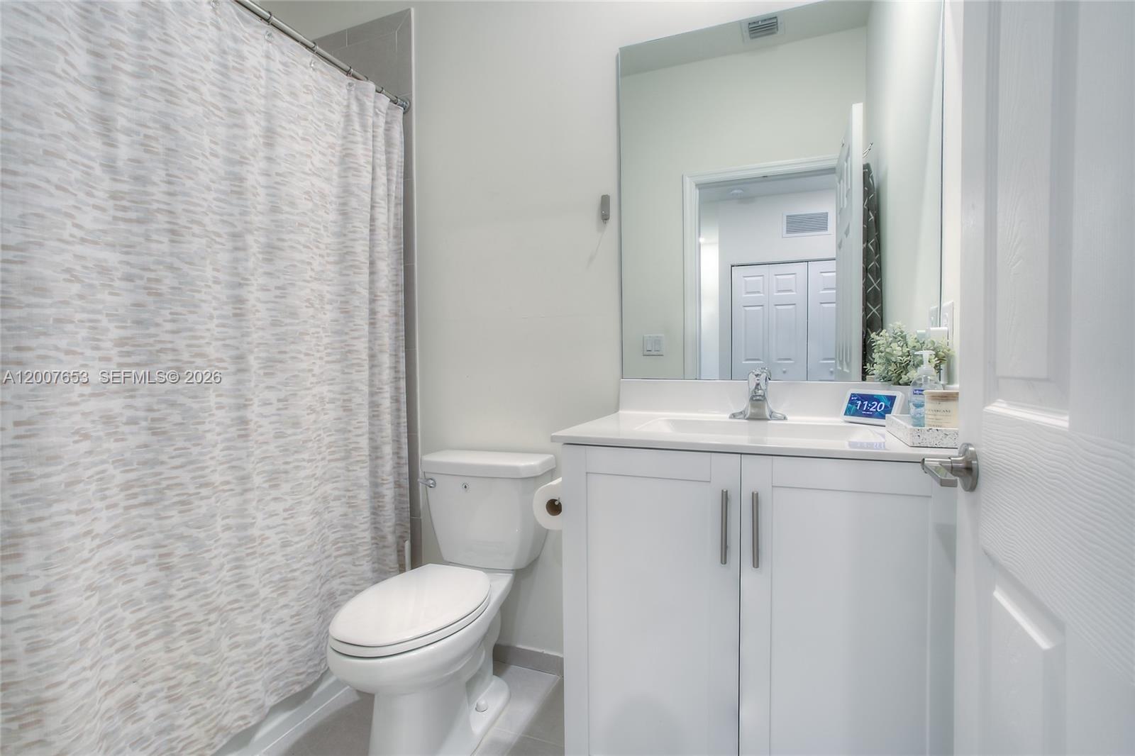 AQUABELLA NORTH REPLAT - Residential