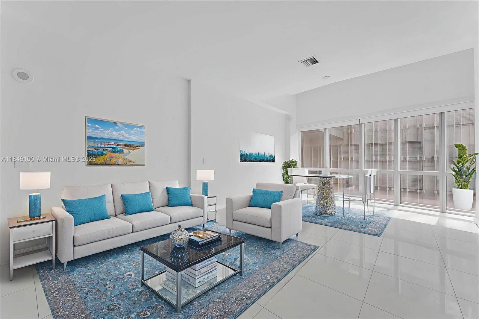 PARAMOUNT MIAMI WORLDCENT - Residential