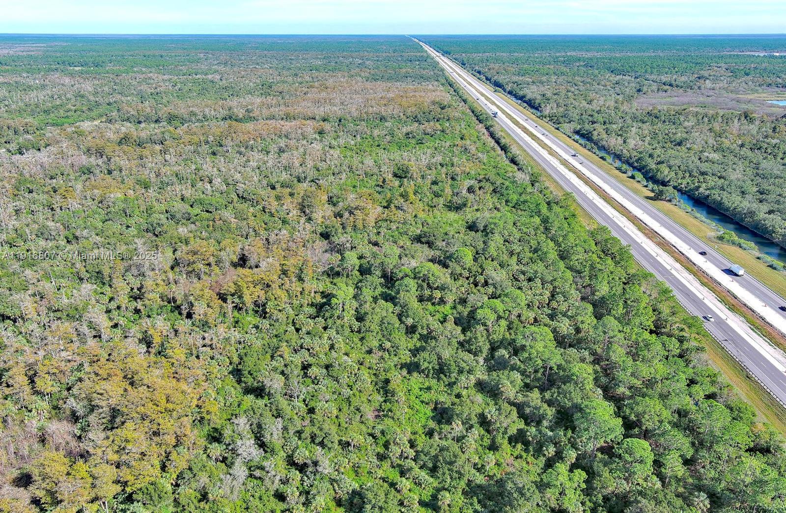 GOLDEN GATE EST - Land