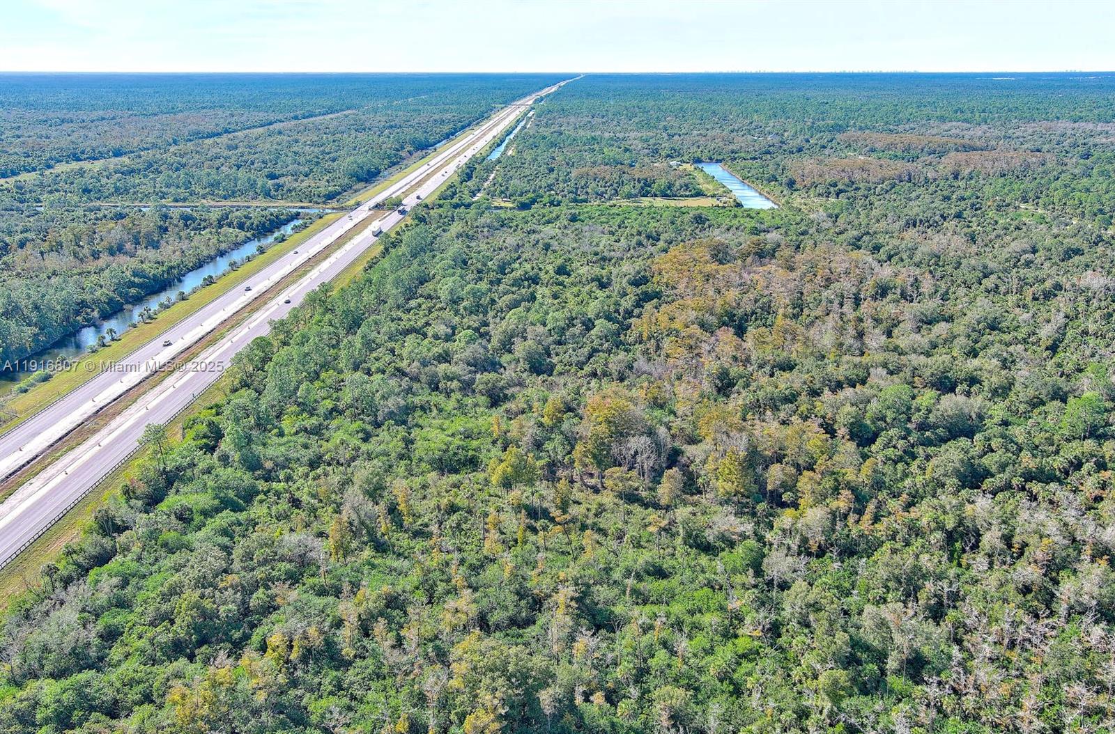 GOLDEN GATE EST - Land