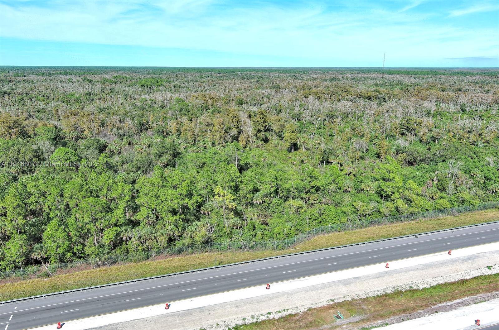 GOLDEN GATE EST - Land