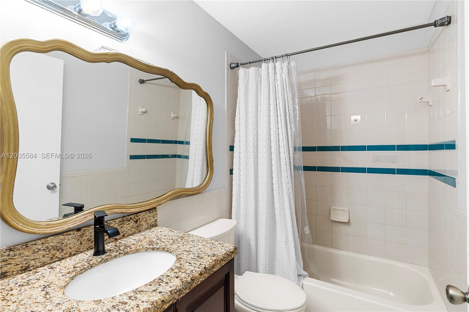 FLAMINGO ESTATES - Residential