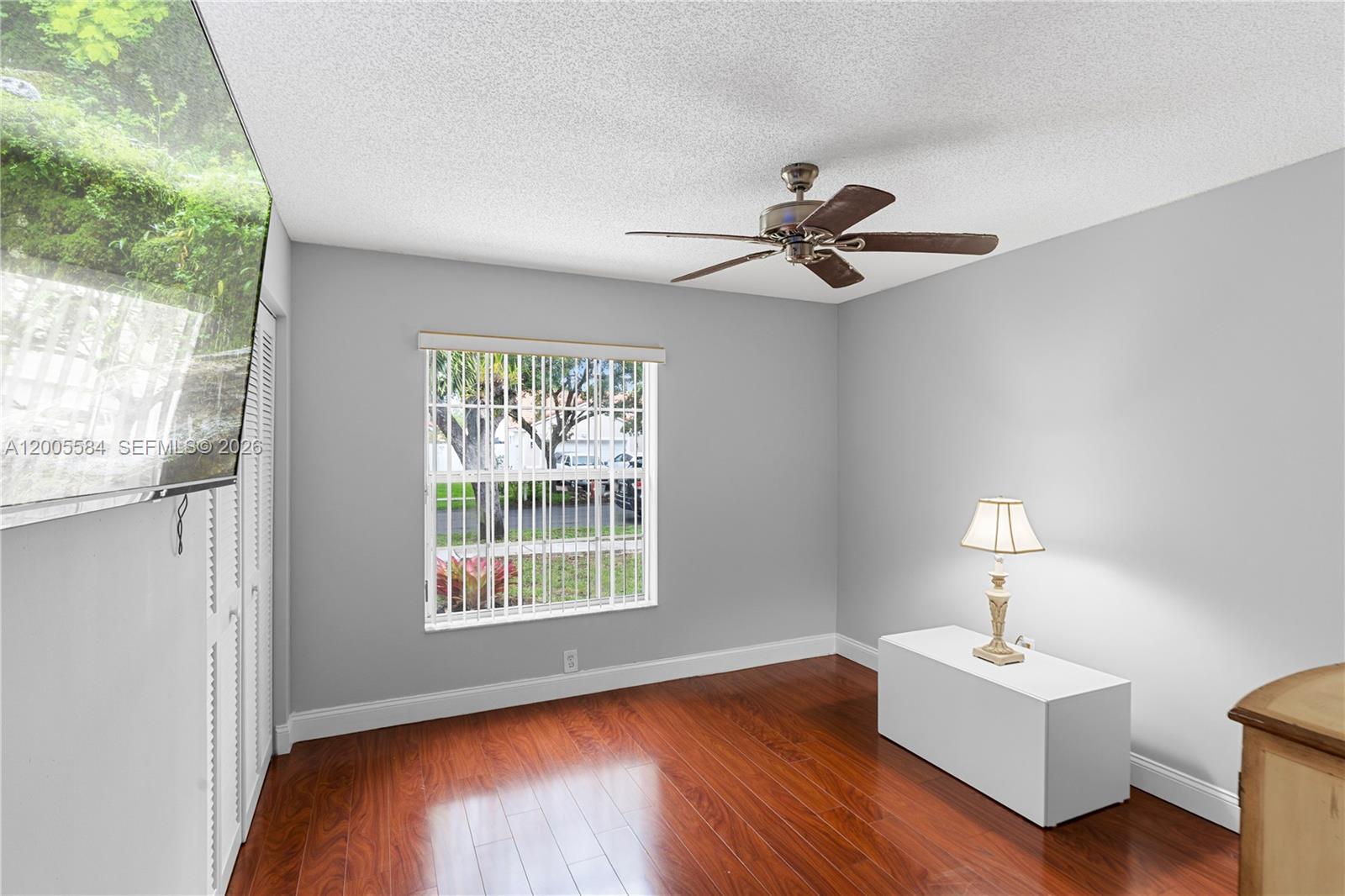 FLAMINGO ESTATES - Residential