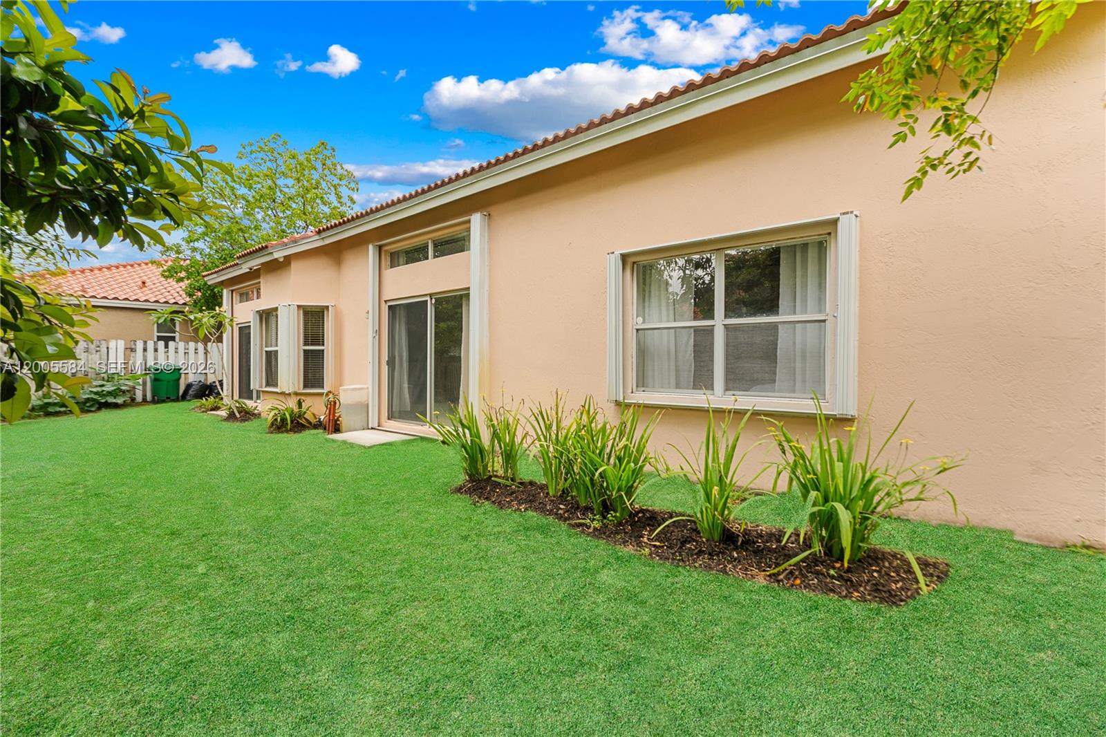 FLAMINGO ESTATES - Residential