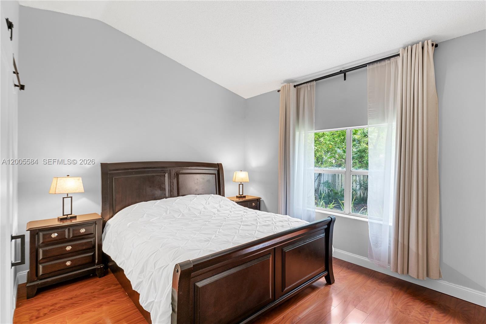 FLAMINGO ESTATES - Residential