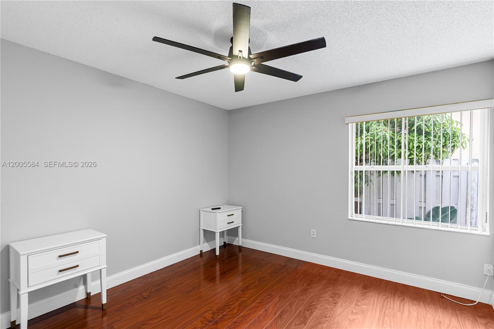 FLAMINGO ESTATES - Residential