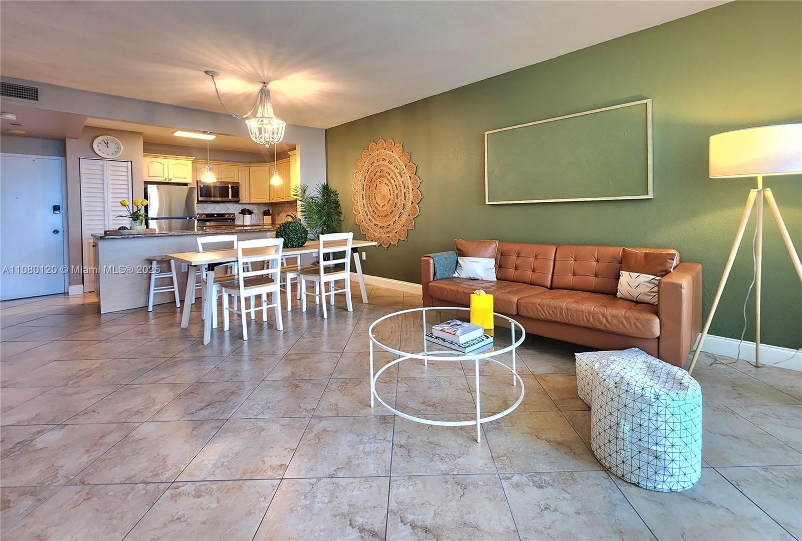 ALEXANDER TOWERS CONDO - Residential Lease