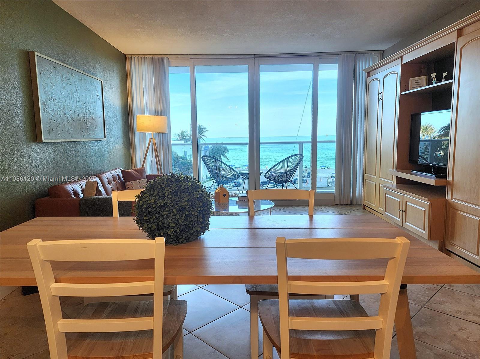 ALEXANDER TOWERS CONDO - Residential Lease