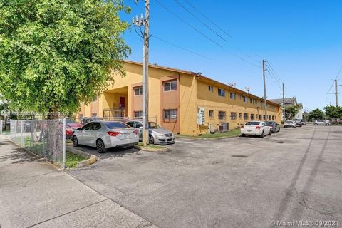 Multi Family in Hialeah FL 1501 42nd St 2.jpg