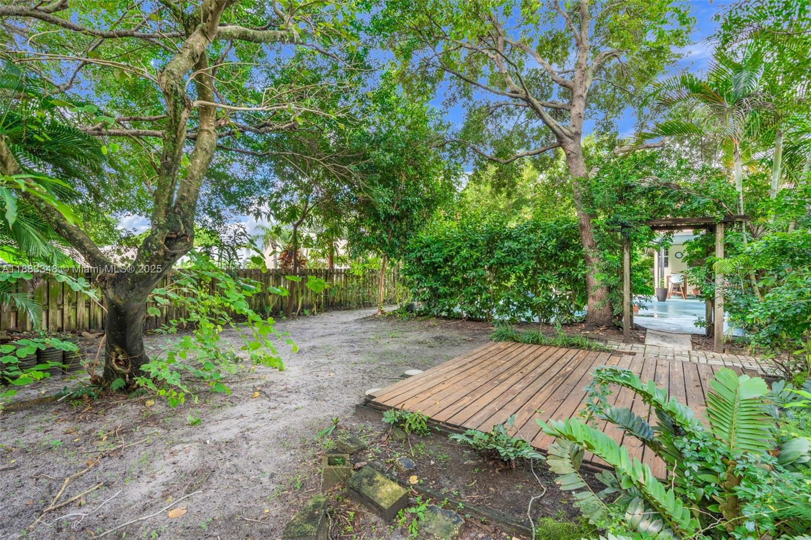 Old Pompano - Residential