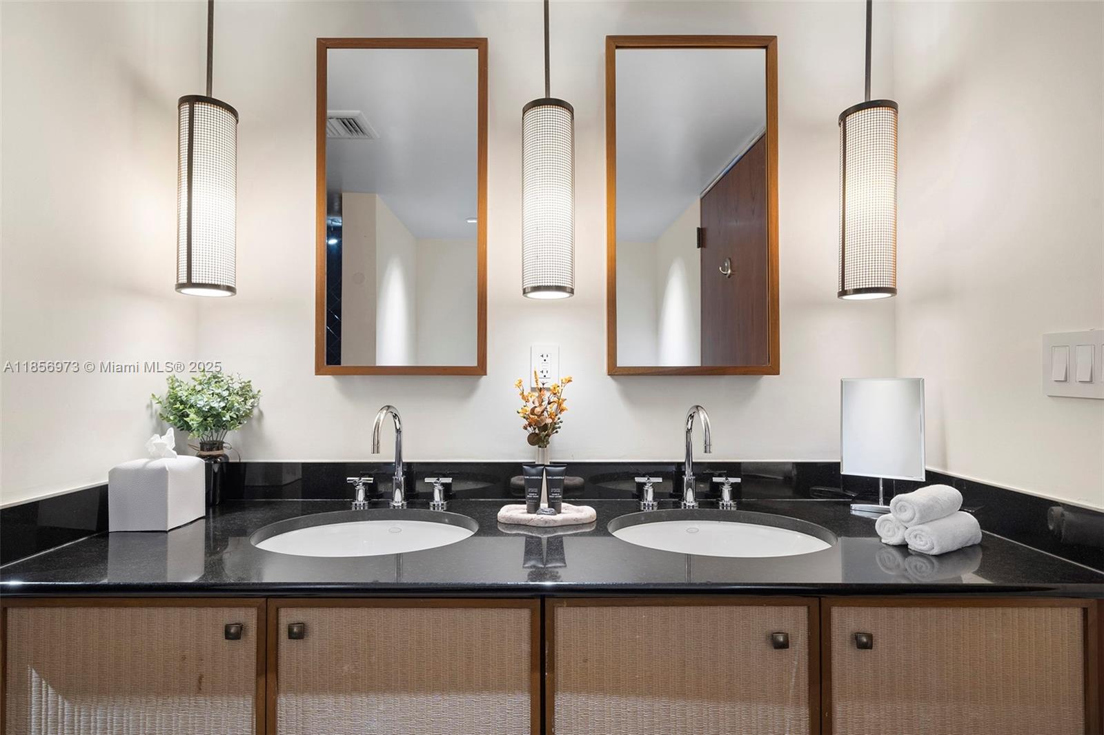 SETAI RESORT & RESIDENCES - Residential Lease