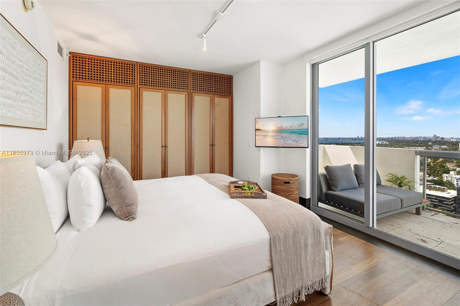 SETAI RESORT & RESIDENCES - Residential Lease