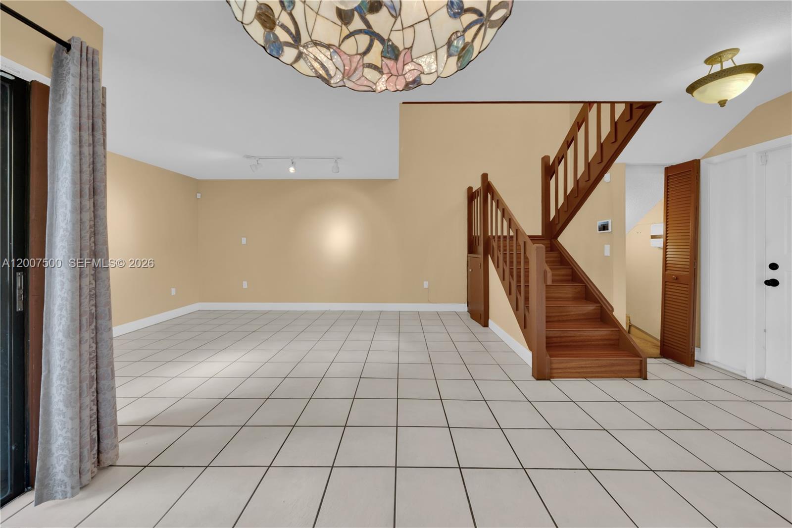 CROSSINGS VILLAGE HOMES C - Residential
