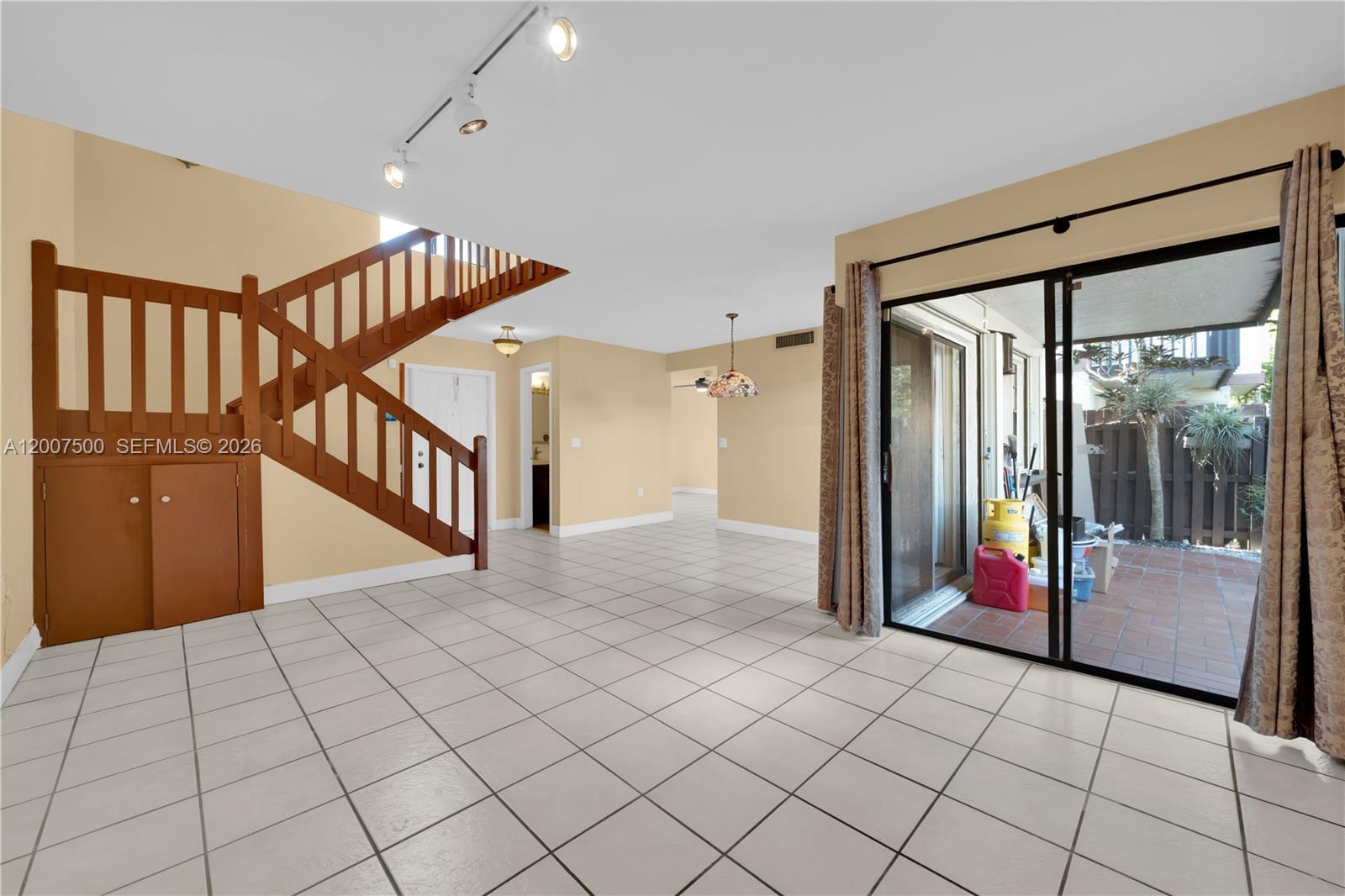 CROSSINGS VILLAGE HOMES C - Residential