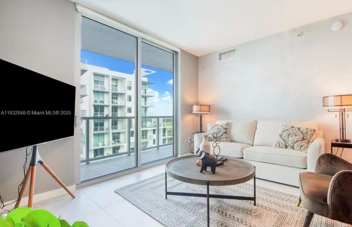 3900 Biscayne Blvd S-1020