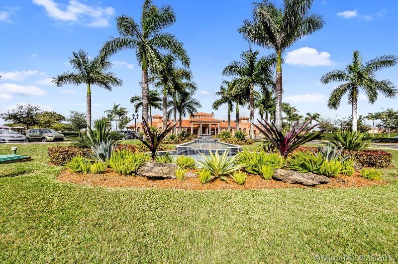 CUTLER CAY - Residential