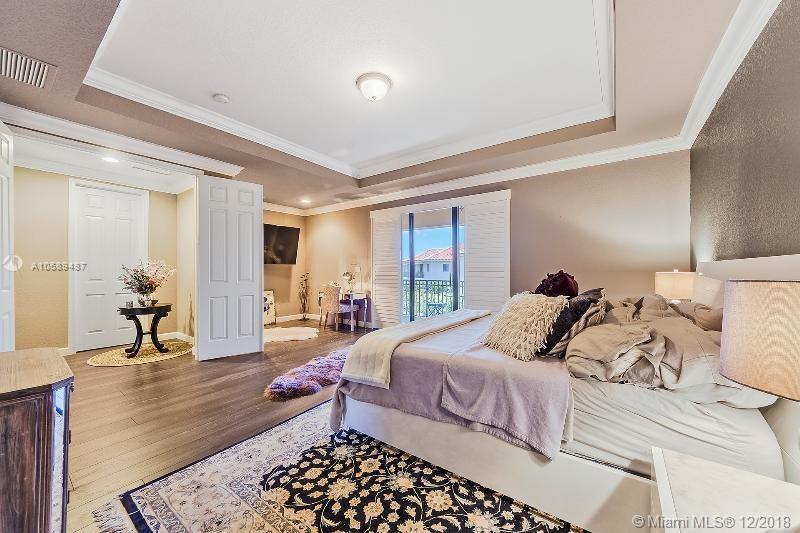 CUTLER CAY - Residential