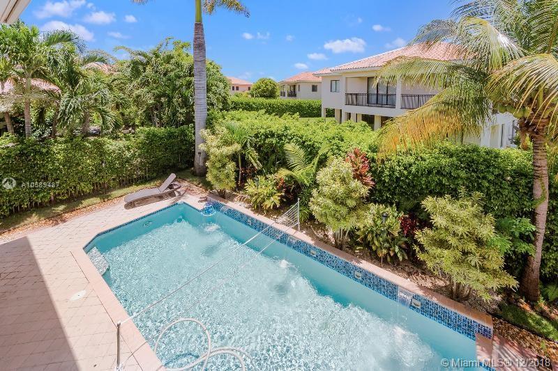 CUTLER CAY - Residential