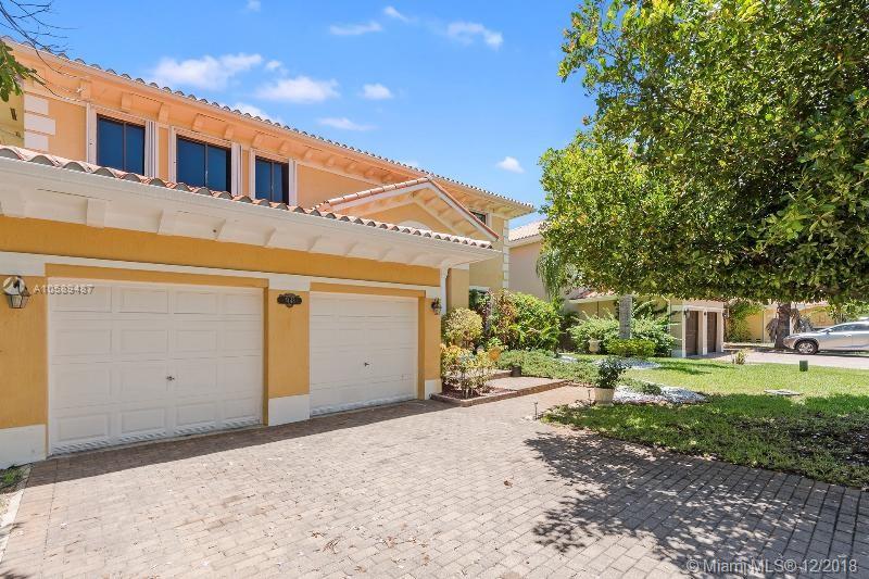 CUTLER CAY - Residential