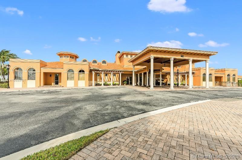 CUTLER CAY - Residential