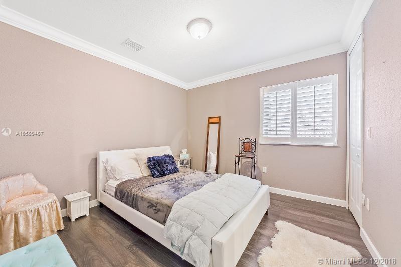 CUTLER CAY - Residential