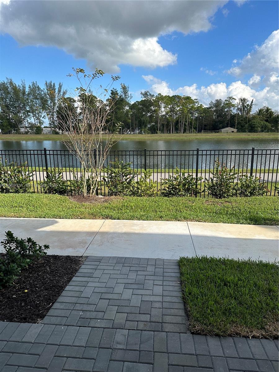 TERRACES OF WESTLAKE - Residential Lease