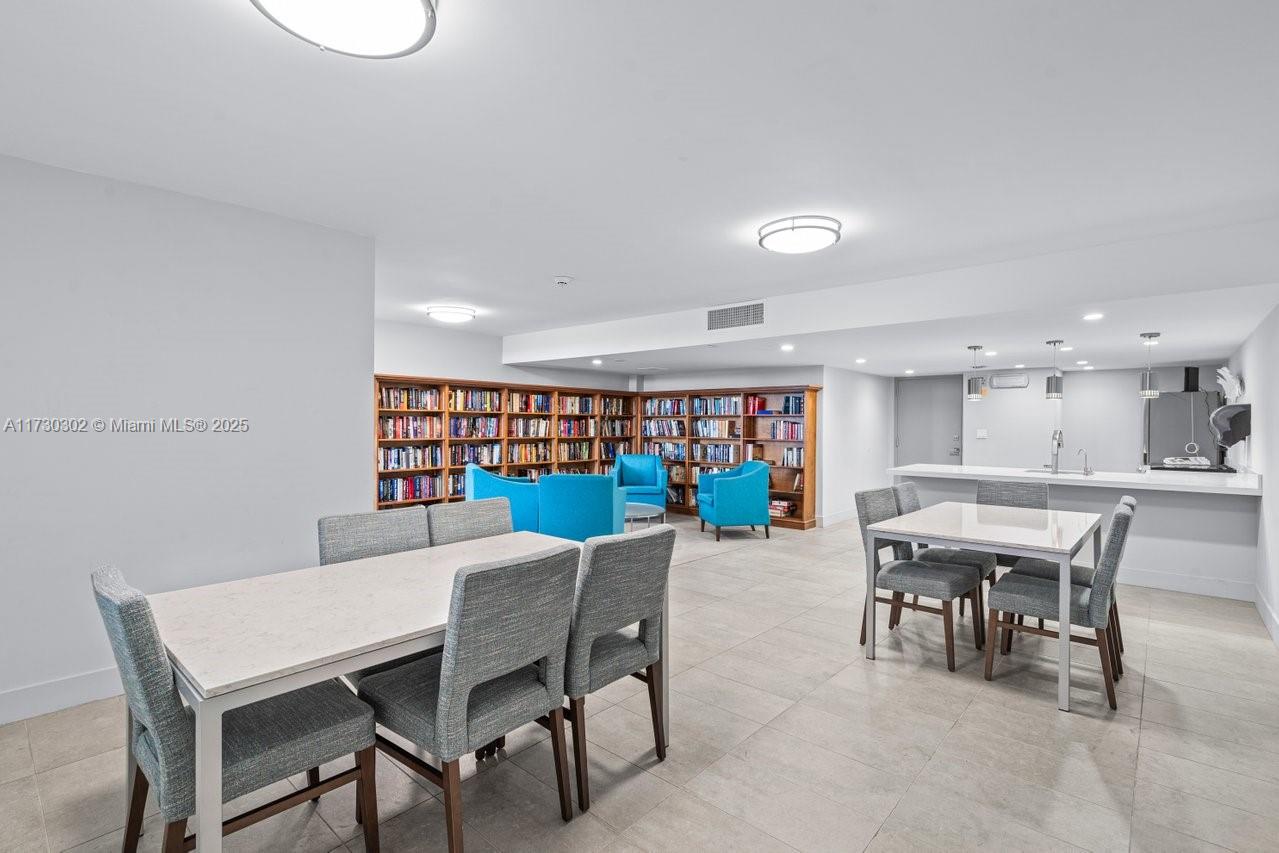 EAST POINT TOWERS CONDO - Residential
