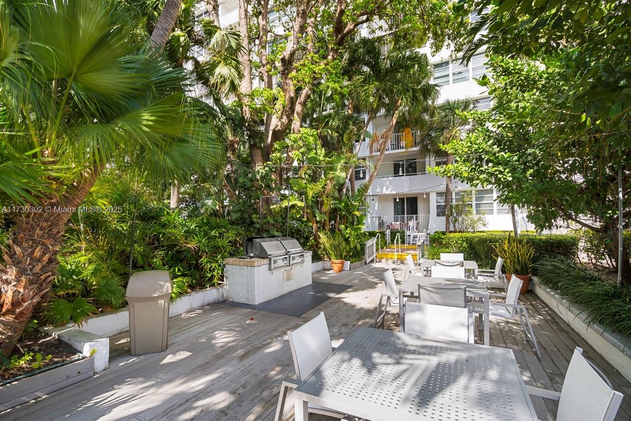 EAST POINT TOWERS CONDO - Residential