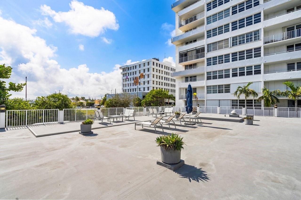 EAST POINT TOWERS CONDO - Residential