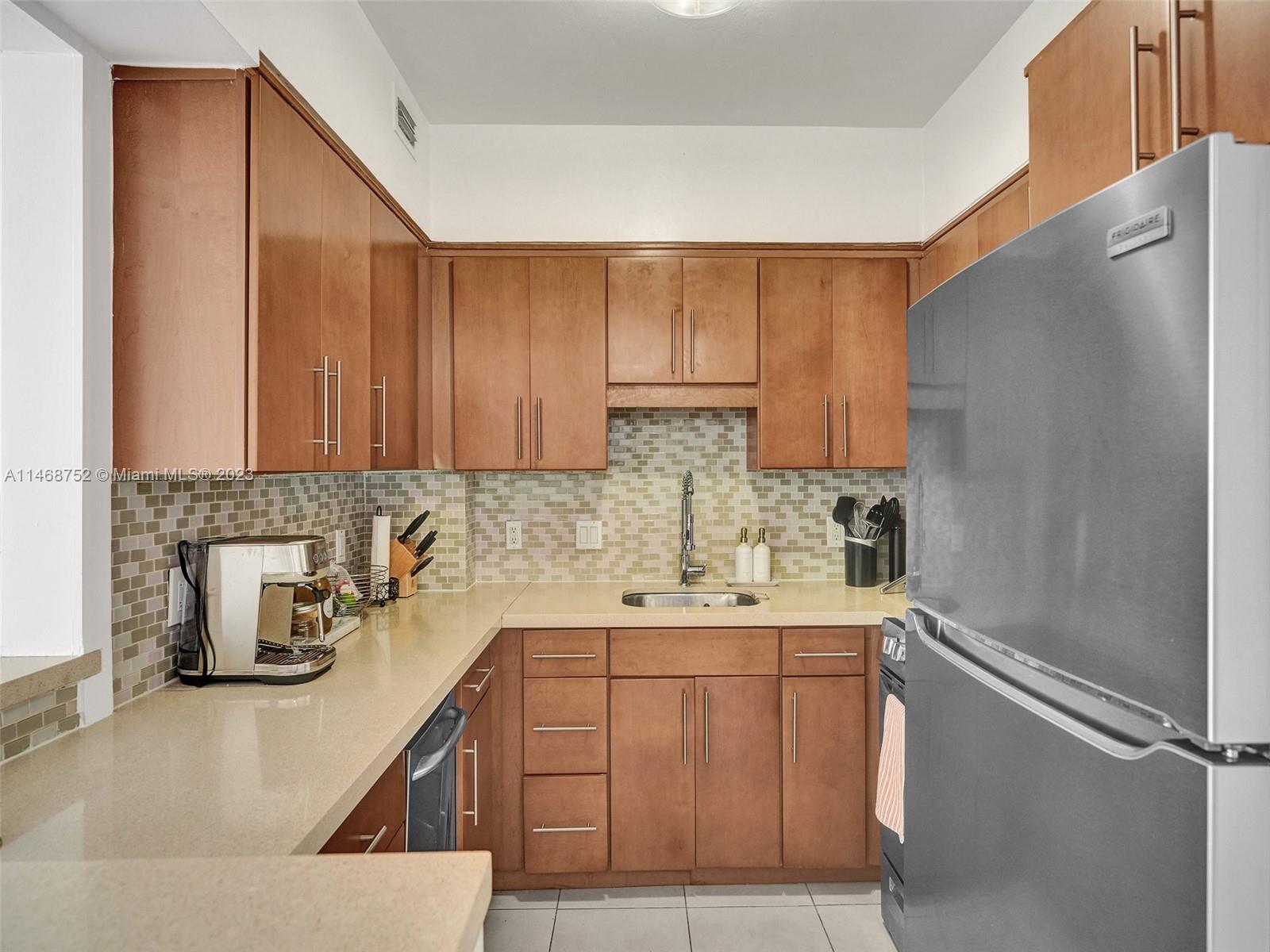 PARKVIEW POINT CONDO - Residential