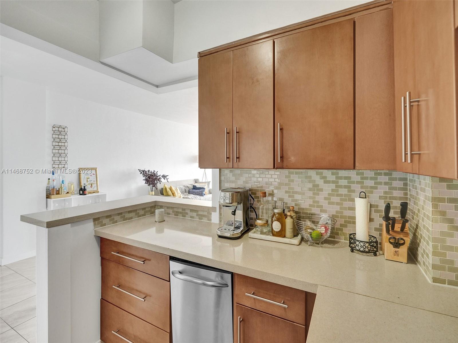 PARKVIEW POINT CONDO - Residential