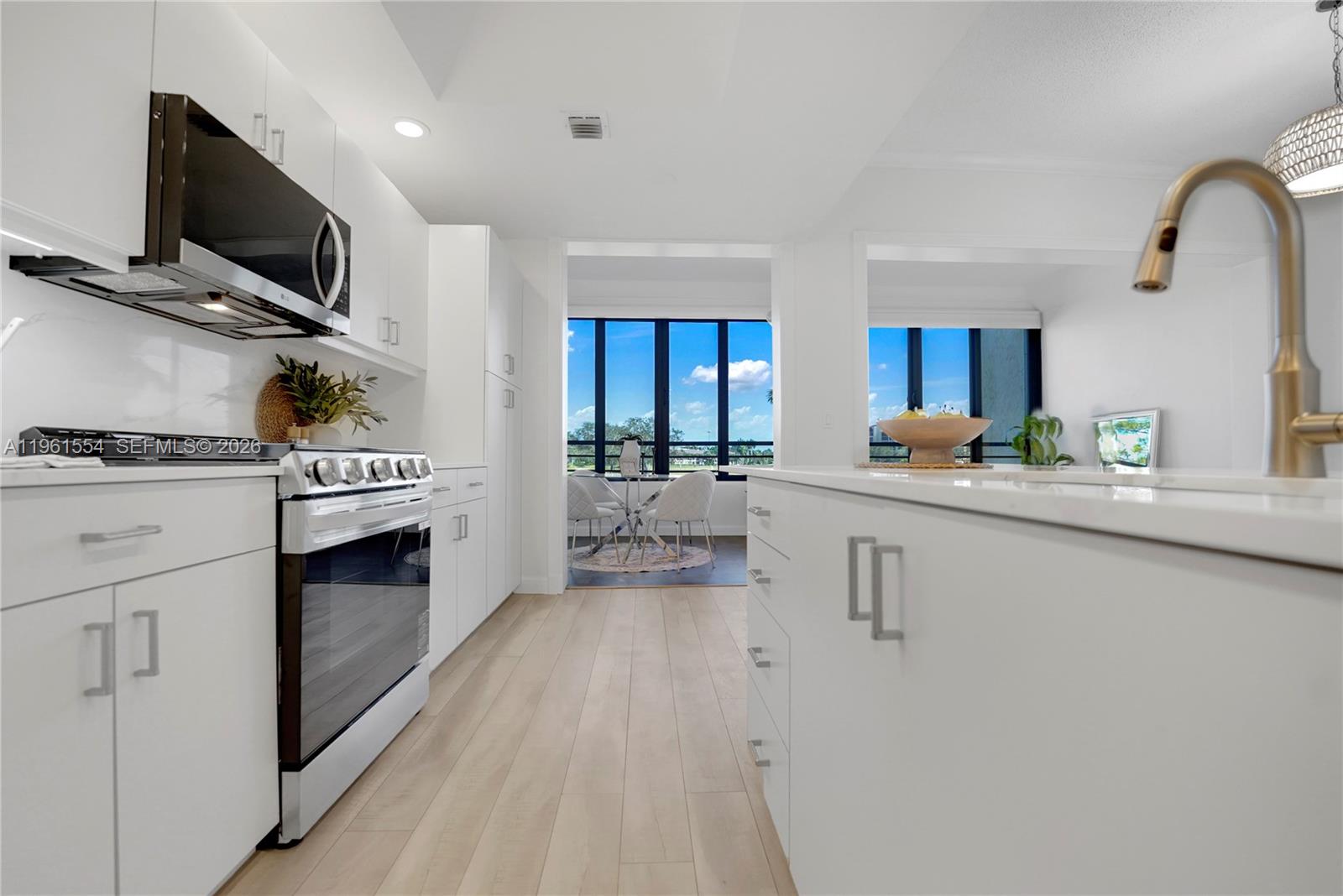 LA PAZ AT BOCA POINTE - Residential