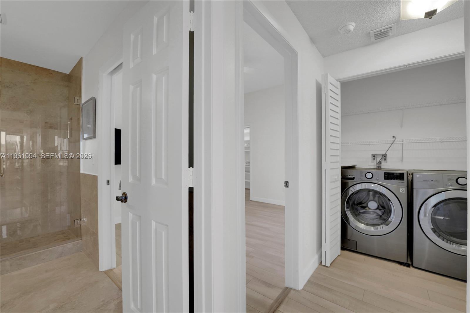 LA PAZ AT BOCA POINTE - Residential