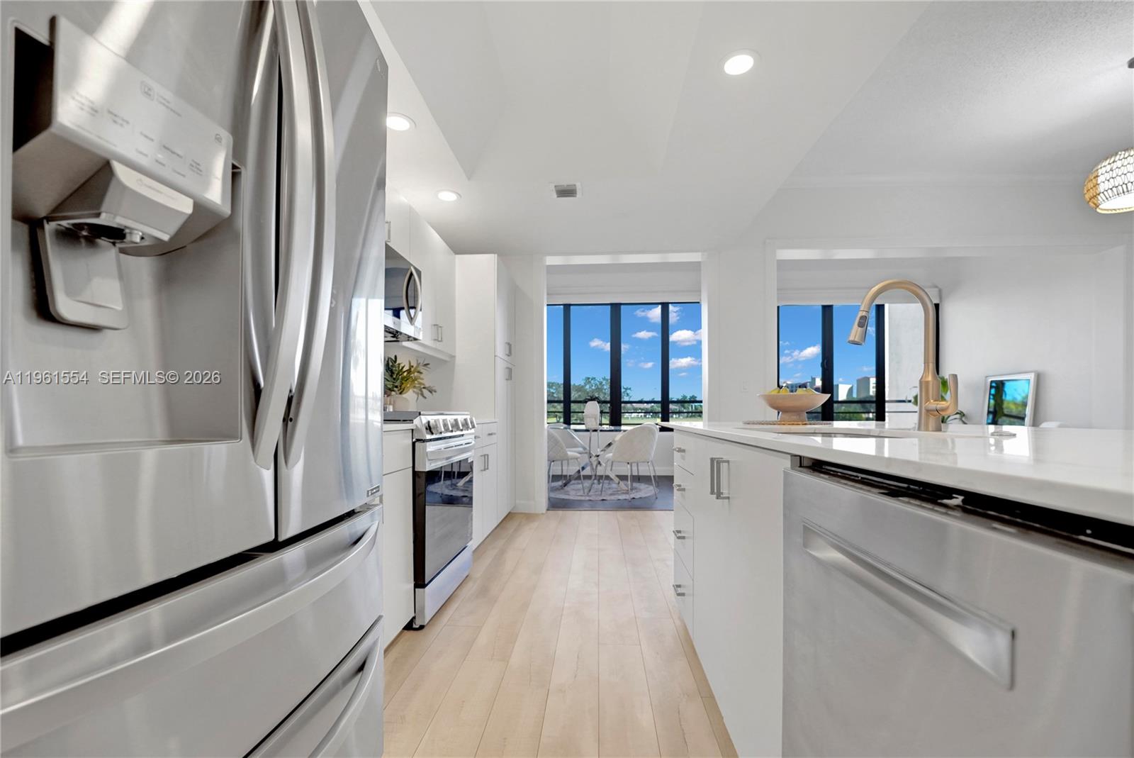 LA PAZ AT BOCA POINTE - Residential