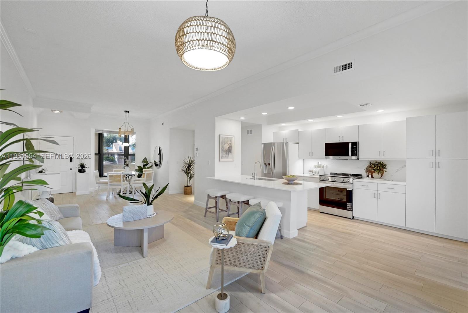 LA PAZ AT BOCA POINTE - Residential