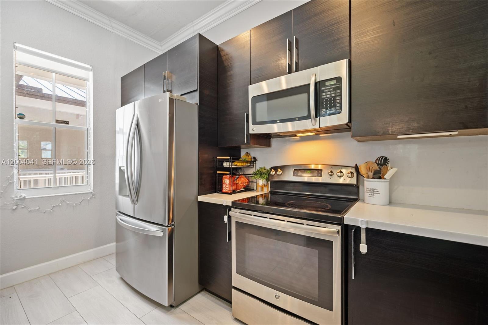 COURTYARDS THREE CONDO - Residential