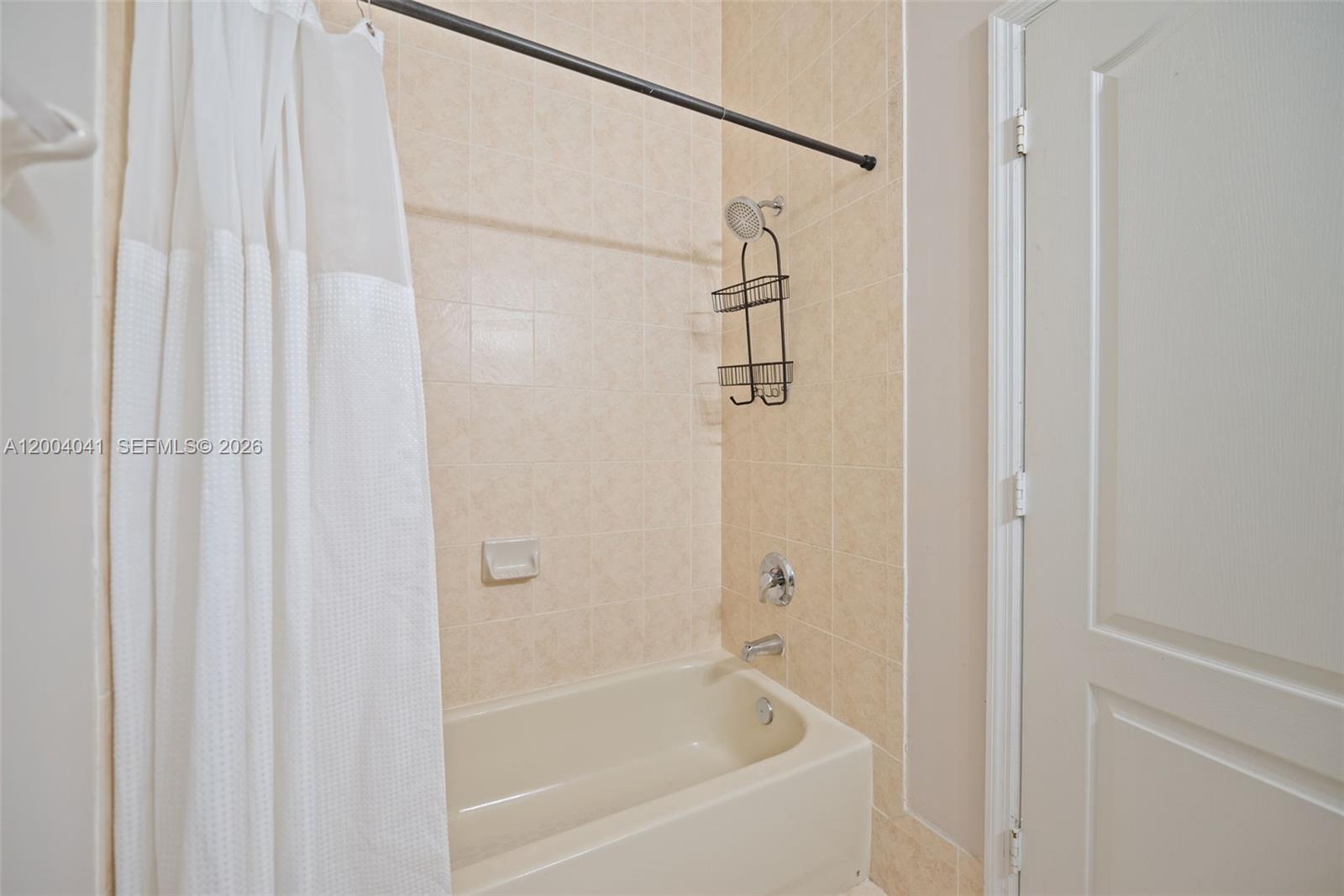 COURTYARDS THREE CONDO - Residential