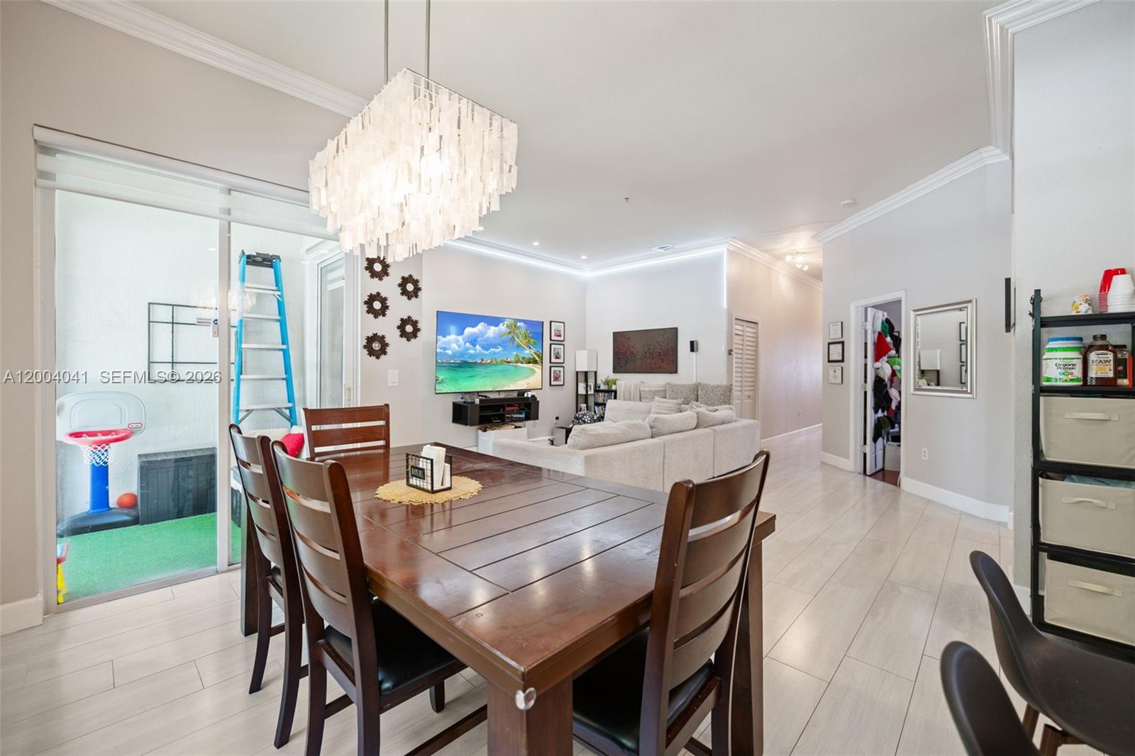 COURTYARDS THREE CONDO - Residential